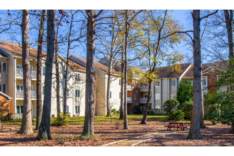 Image of Westlake Apartments on Wood Duck Lane (2)