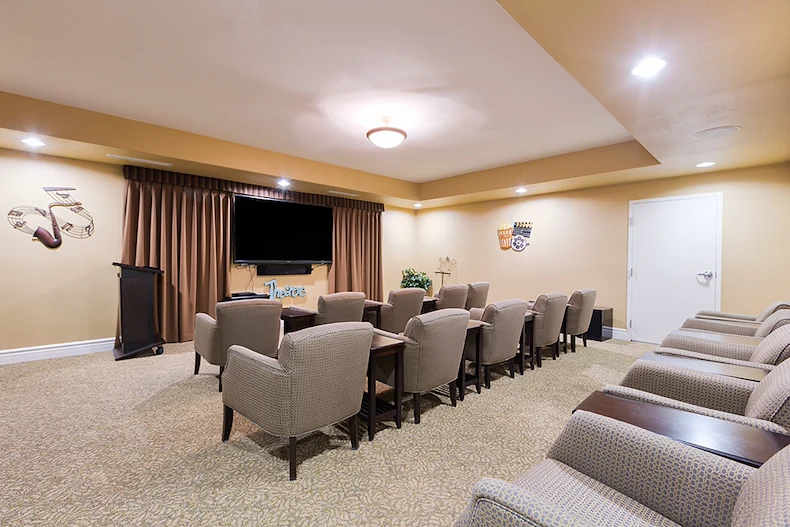 Image of Gardens at Ocotillo Senior Living (8)