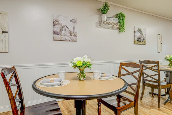 Image of Avantara Norton (3)