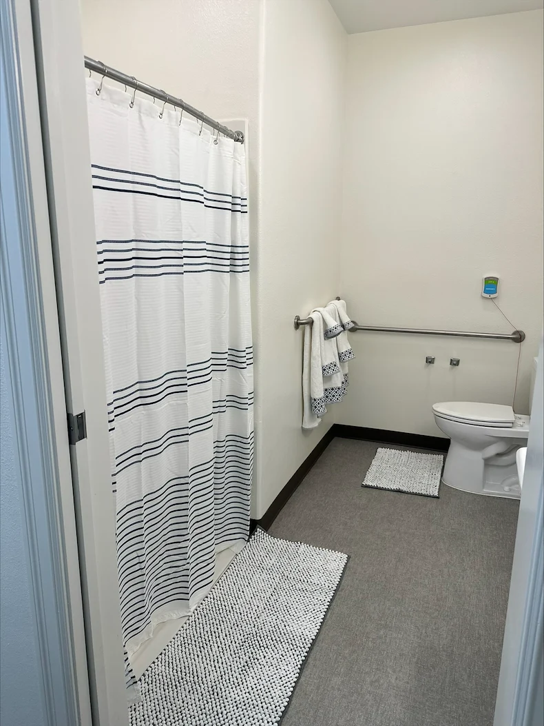 Image of Elana's Manor Senior Living (6)