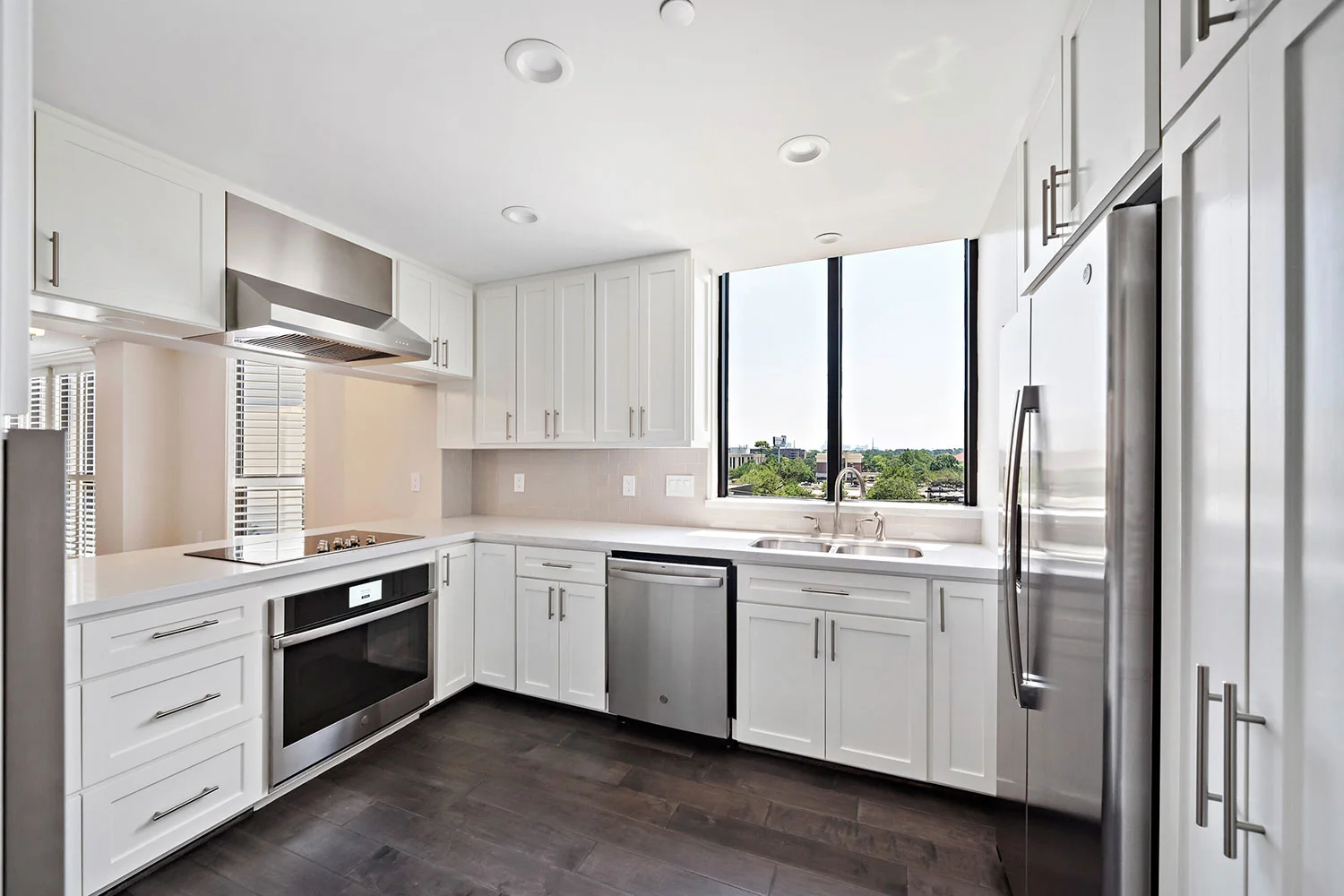 Image of The Hallmark (6)