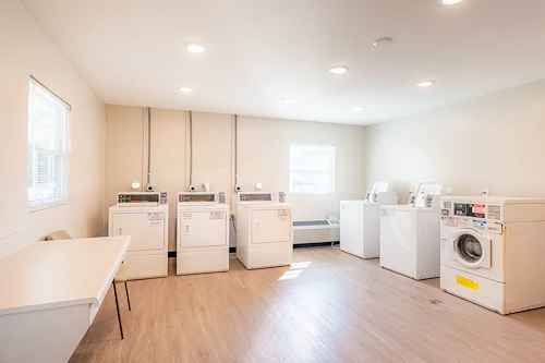 Image of Gregg Court Apartments (5)