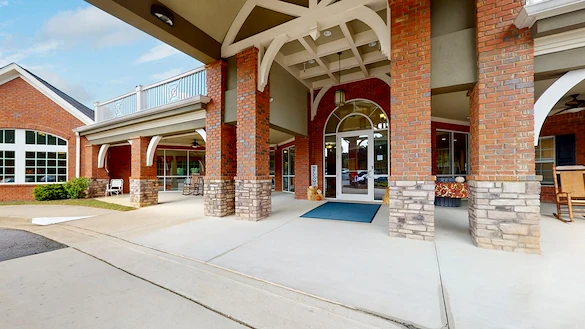 Front entrance of Gaines Park Senior Living