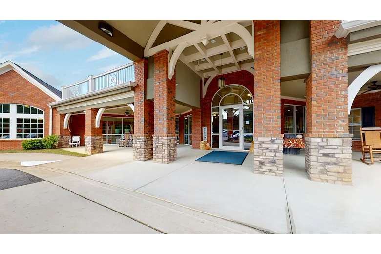 Front entrance of Gaines Park Senior Living