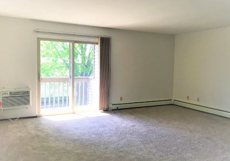 Image of Village Glenn Apartments (6)