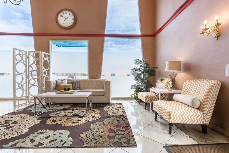 Image of Windsor Convalescent Center Of North Long Beach (4)