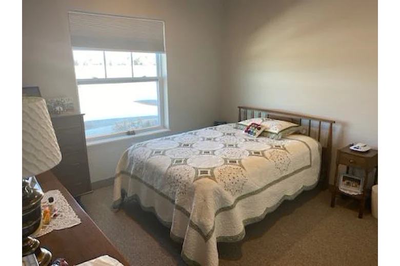 Image of Woodhaven Senior Living at Bay City (5)