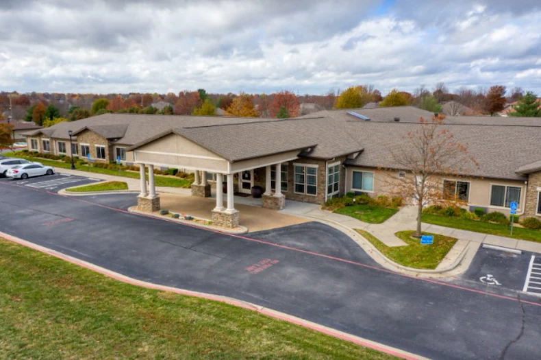 Image of Cedarhurst of Springfield, MO (1)