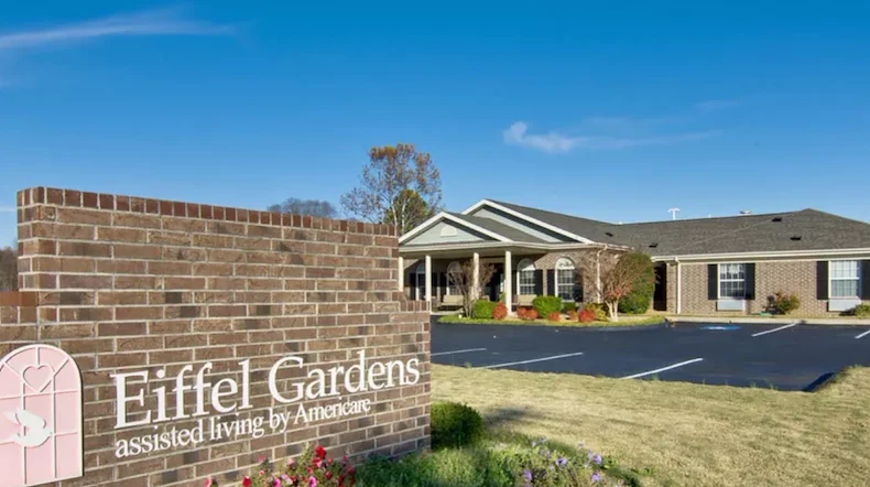 Image of Eiffel Gardens (1)