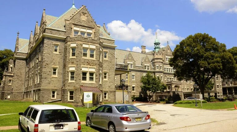 Image of Simpson House (2)