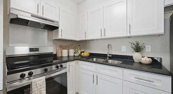 Image of Travis Park Apartments (4)