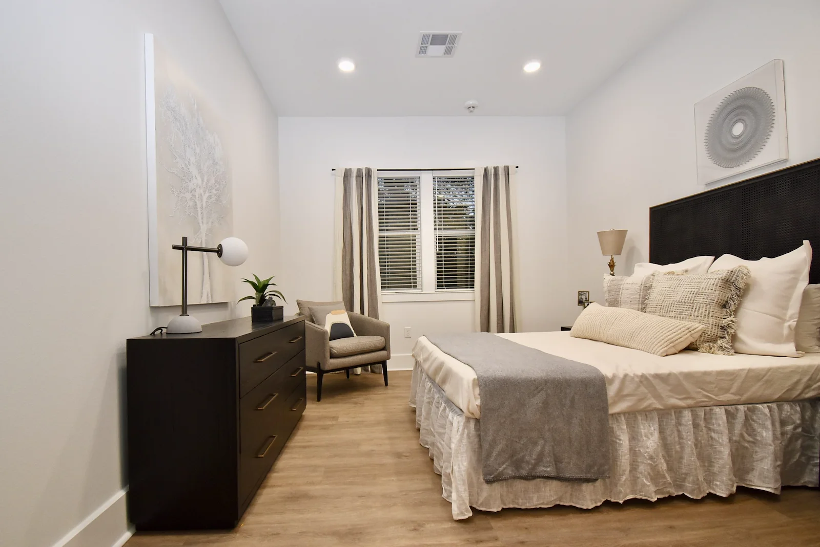 Image of The Jefferson (5)