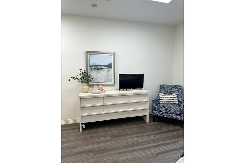 Image of Elana's Manor Senior Living (3)