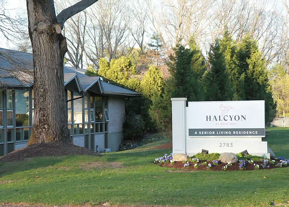 Image of West Bay Warwick (1)