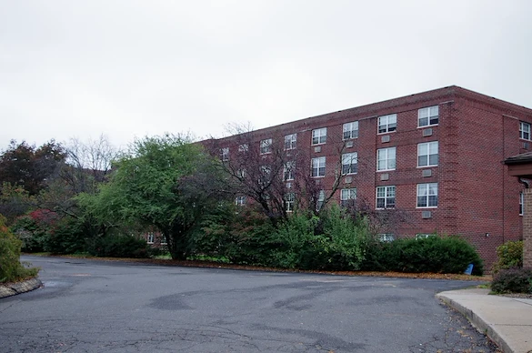 Image of South Green Apartments (2)