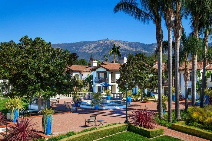 Covenant Living at the Samarkand in Santa Barbara, CA, exterior
