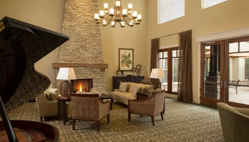 Image of Oakmont of Whittier (3)