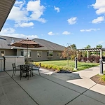 Image of Linden Square Assisted Living Center (8)