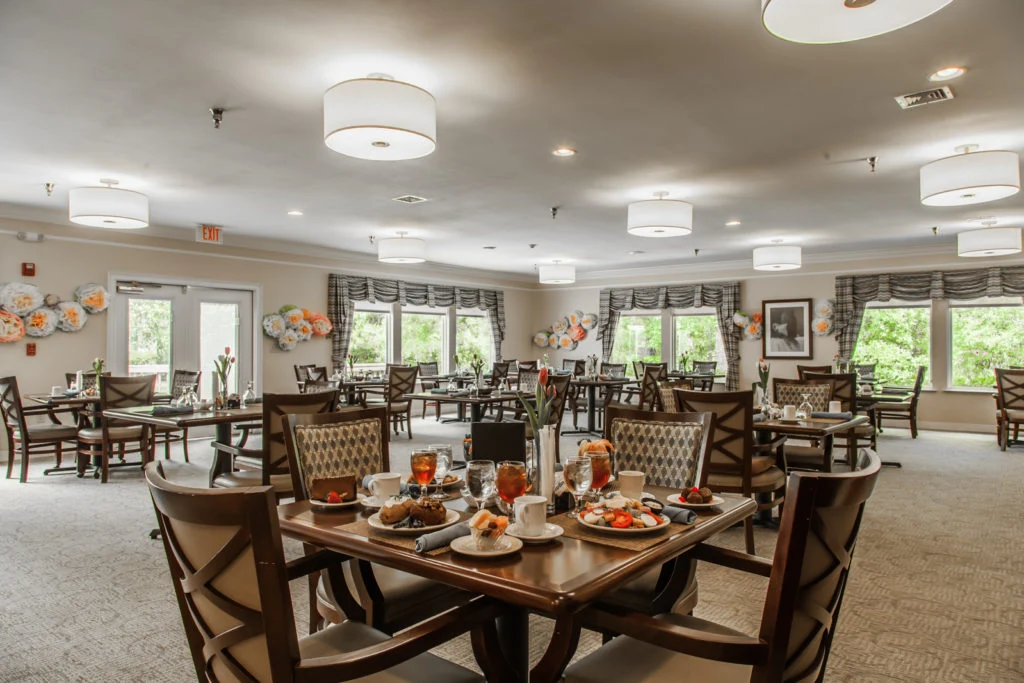 Image of Oaks at Charleston (4)