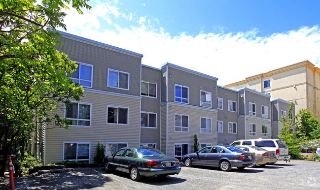 Image of Ashwood Court Apartments (1)