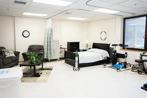 Image of Loudoun Rehabilitation and Nursing Center (4)