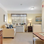 Image of Waltonwood Royal Oak (5)