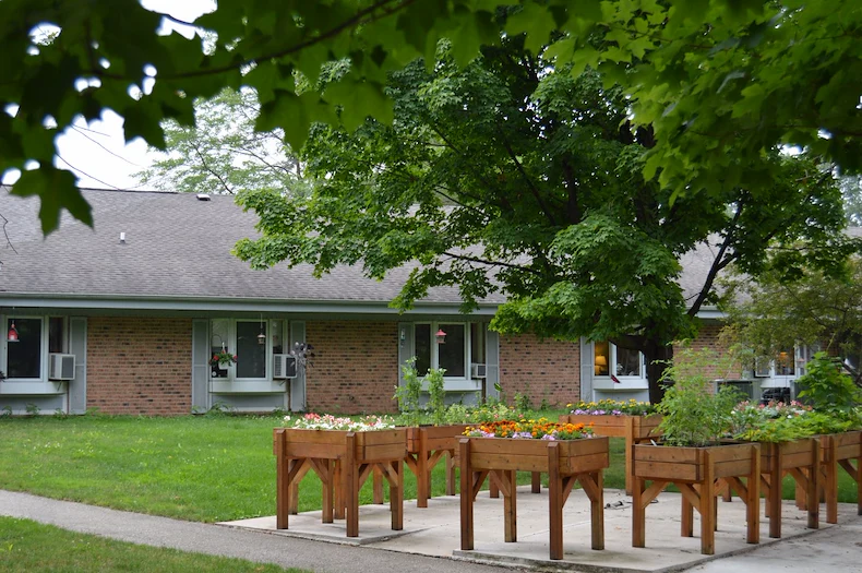 Image of Georgetown and Cambridge Manors (1)