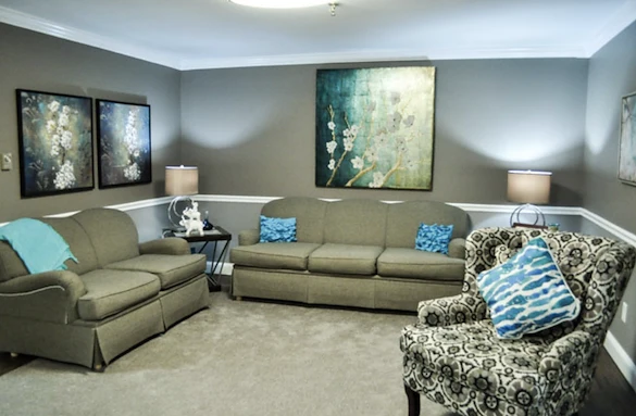 American House Westland Venoy senior living community offering independent living, assisted living, and respite care in Westland, MI, living room