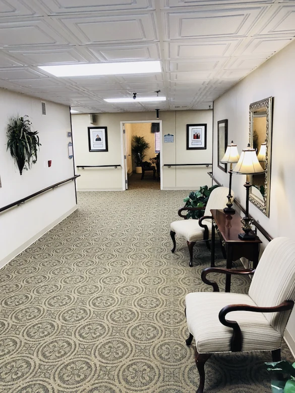 Image of Farmington Hills Inn (8)