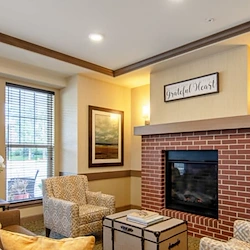 Emerald Place Senior Memory Care in Glenview, IL living room