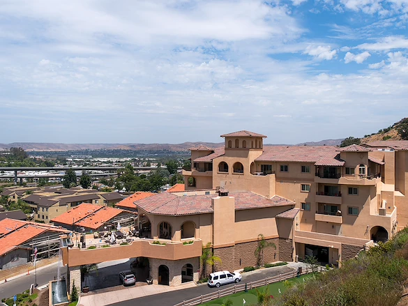 Image of Lantern Crest Senior Living (1)