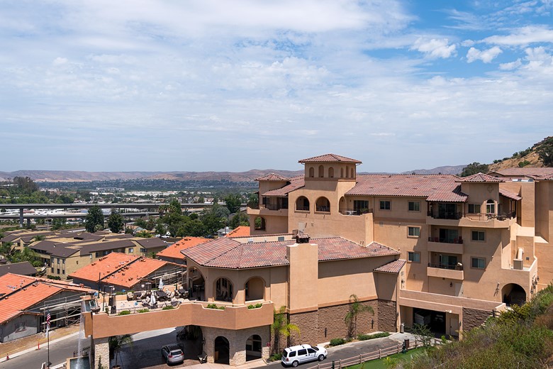 Image of Lantern Crest Senior Living (1)