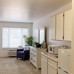 Image of Solstice Senior Living at Bakersfield (4)