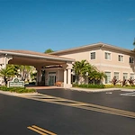 Image of Life Care Center At Inverrary (1)