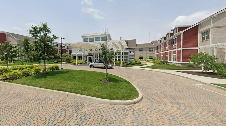 Image of Evergreen Crossing And The Lofts (1)