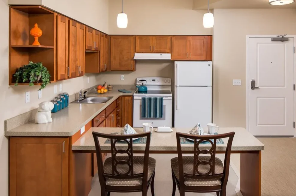 Image of Merrill Gardens at Woodstock (7)