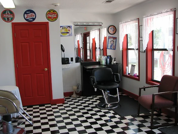 Image of Sunshine Manor (5)