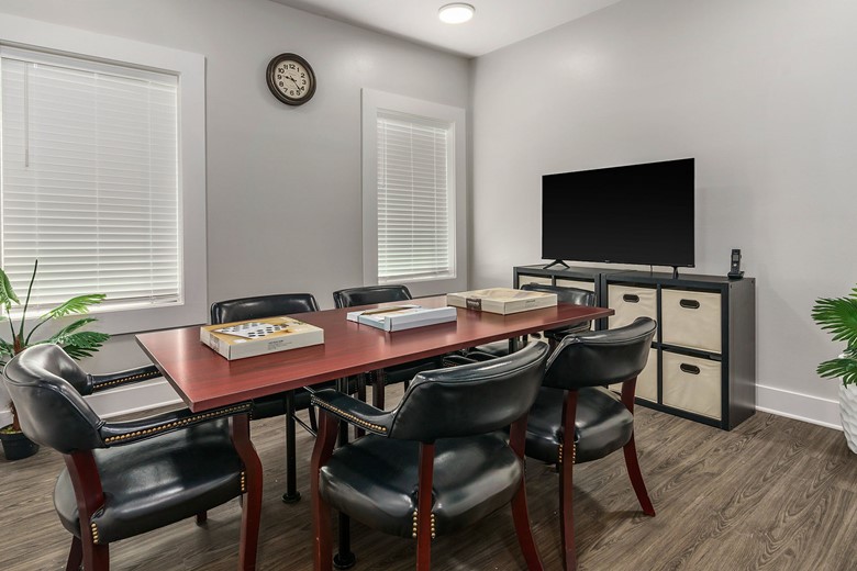 Image of BeeHive Homes of Spring (4)