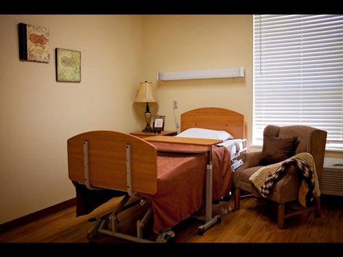 Image of Woodland Springs Nursing Center (2)