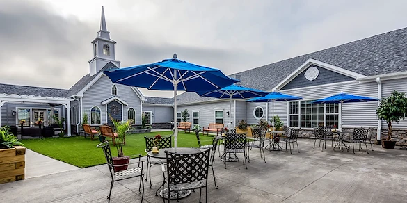 Image of Peregrine Senior Living at Colonie (3)