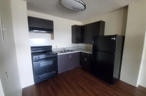 Image of Bellflower Friendship Manor (7)