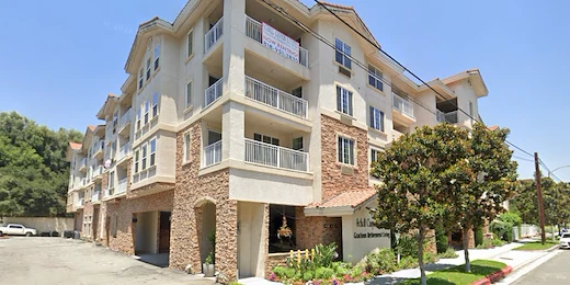 Scholl Canyon Estates Gracious Retirement Living Hawthorn Senior Independent Living in Glendale, California front exterior