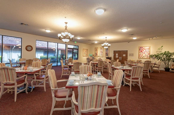 Image of Roseville Commons Senior Living (5)
