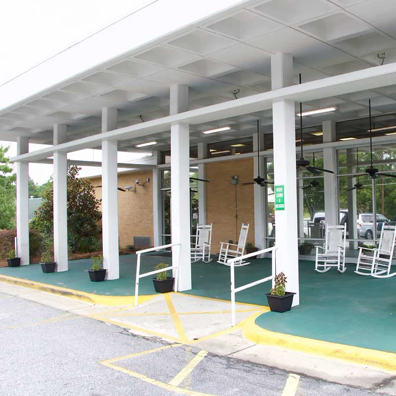 Image of Magnolia Manor Of Columbus Nursing Center - East (1)