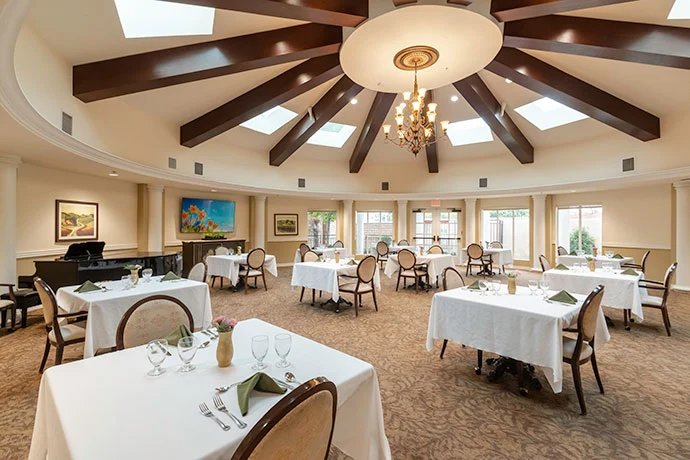 Image of Silverado The Huntington Memory Care Community (4)