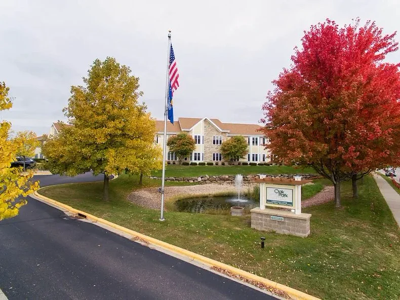 Image of Oak Park Place Baraboo (1)