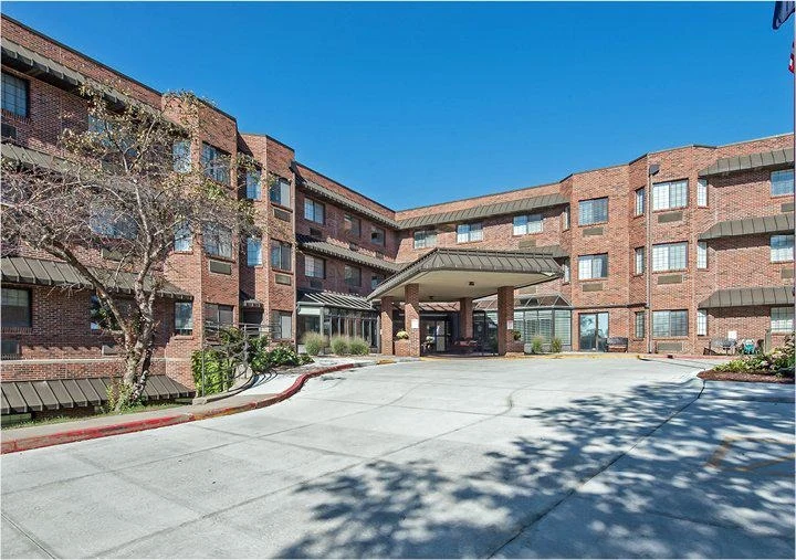 Image of Crown Pointe Retirement Community (1)