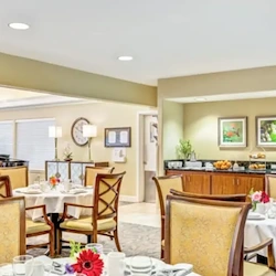 Image of Woodside Senior Living (5)