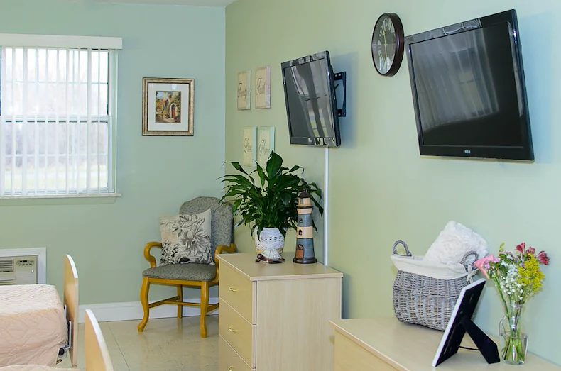 Image of Life Care Center Of Lagrange (5)