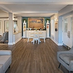 American House Farmington Hills, senior living community offering independent living, assisted living, memory care, and respite care in Farmington Hills, MI, informal refreshment area with seating